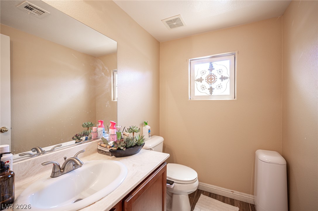 6882 Bronze Meadow Avenue Property Photo 24