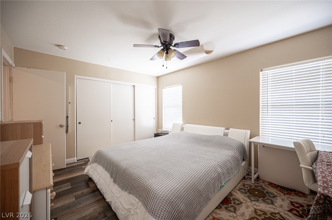 6882 Bronze Meadow Avenue Property Photo 31