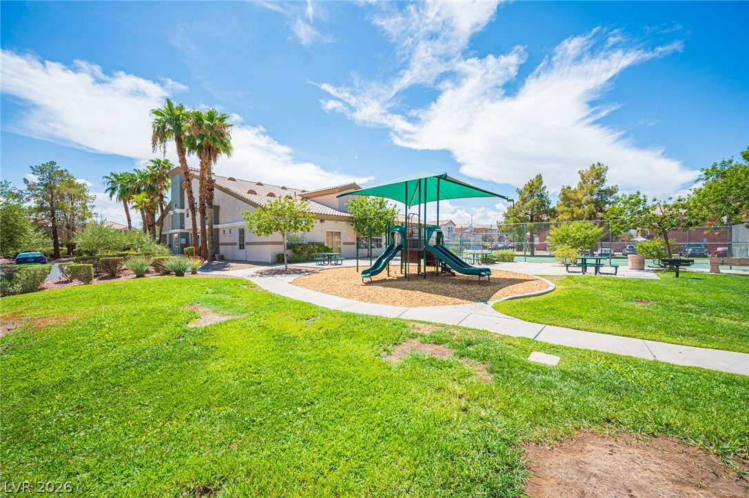 6882 Bronze Meadow Avenue Property Photo 40
