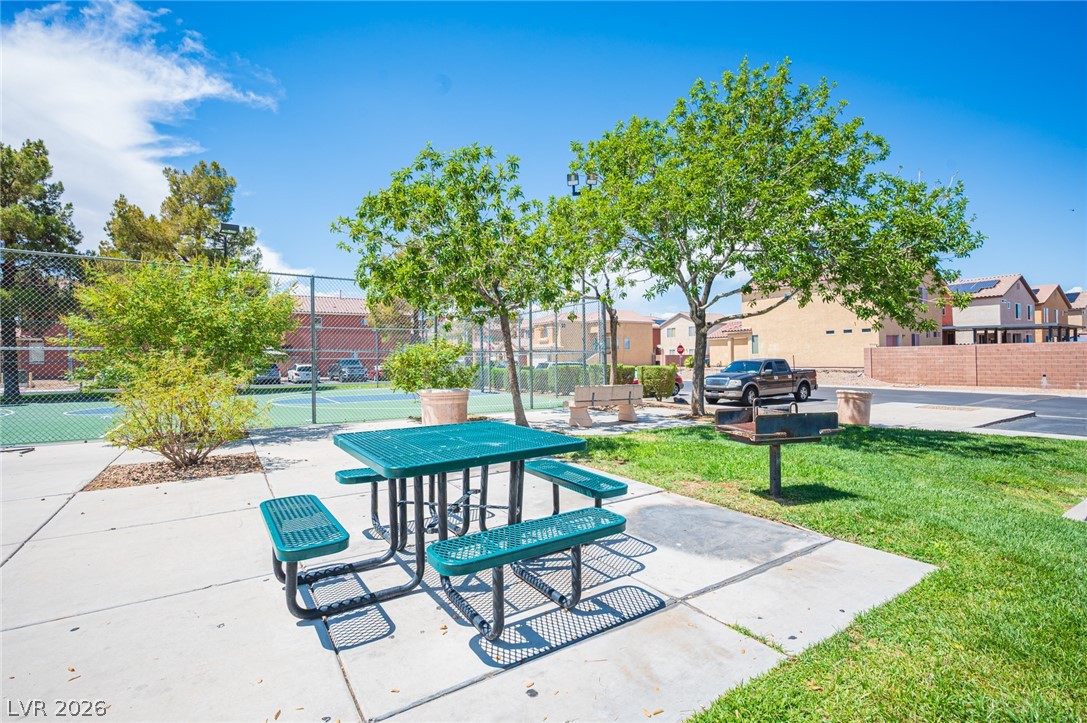6882 Bronze Meadow Avenue Property Photo 41