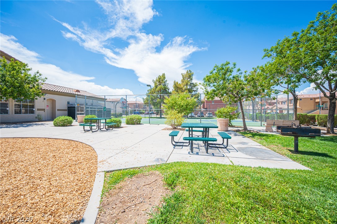 6882 Bronze Meadow Avenue Property Photo 46