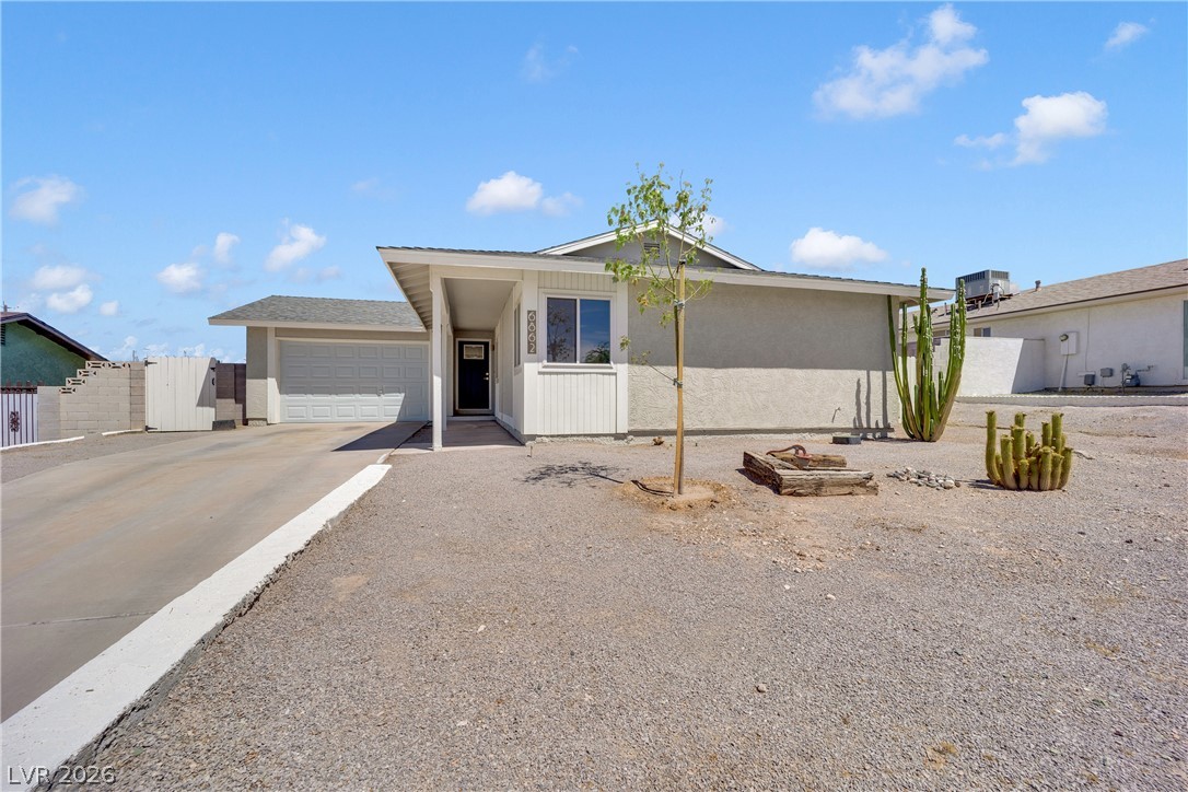 6862 Tiffollo Lane Property Photo 2