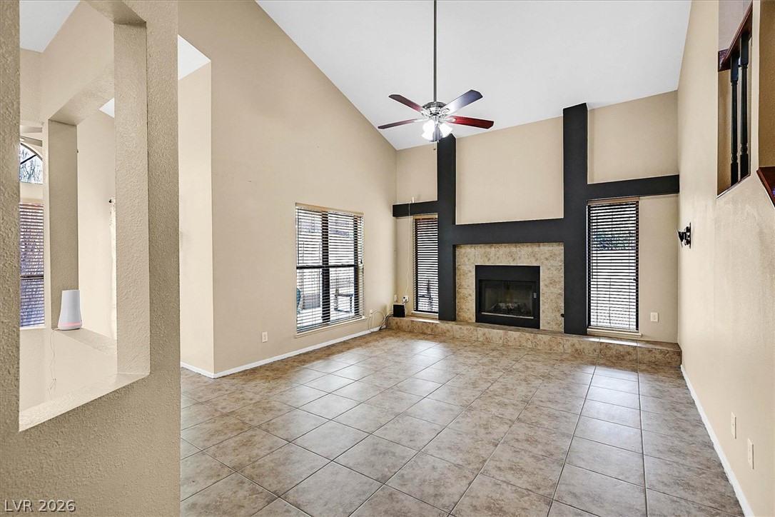 3820 Rhine Way Property Photo 4