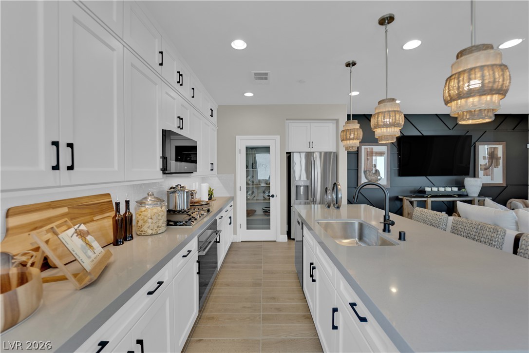11551 Earth Stone Avenue Property Photo 8