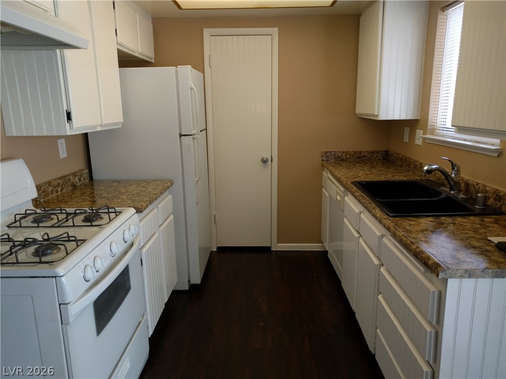 848 Jeri Lane Property Photo 4