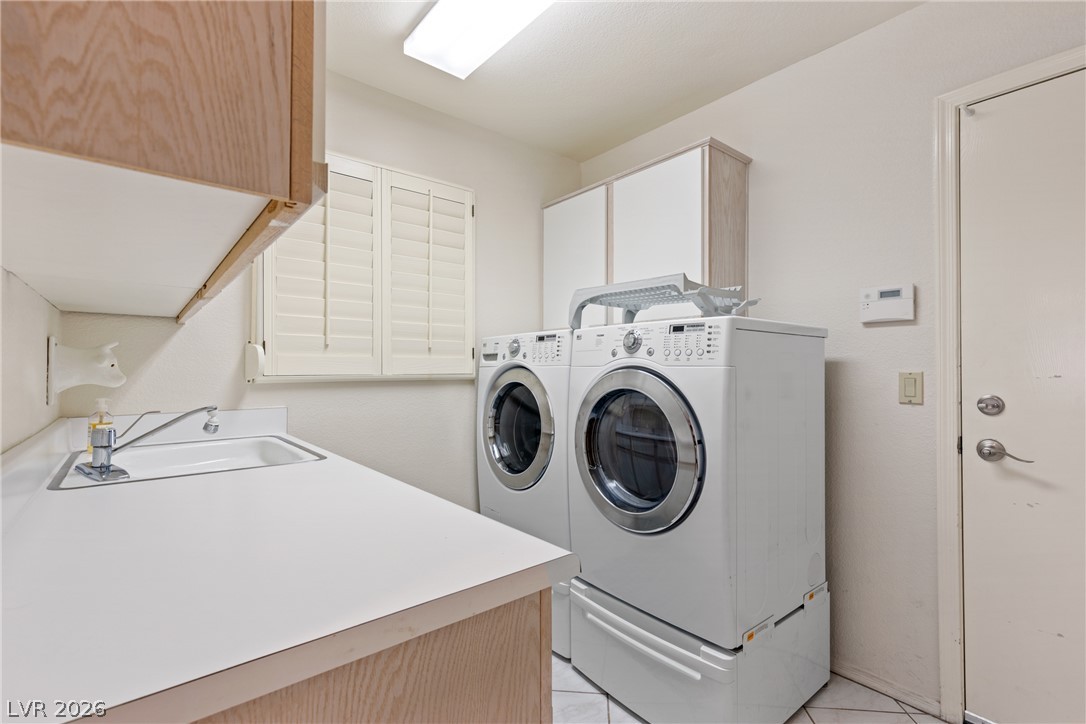 2924 Lotus Hill Drive Property Photo 25