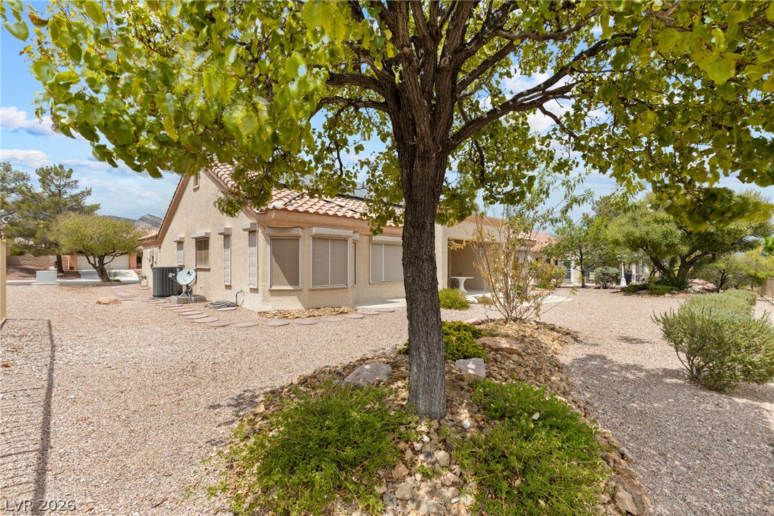2924 Lotus Hill Drive Property Photo 27