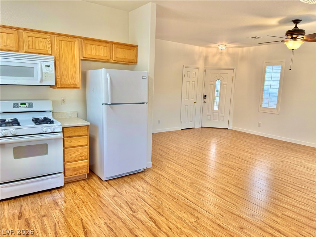 7825 Ithaca Falls Street Property Photo 15