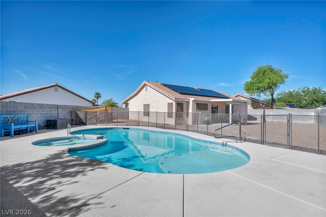 5326 Sun Meadow Court Property Photo 3