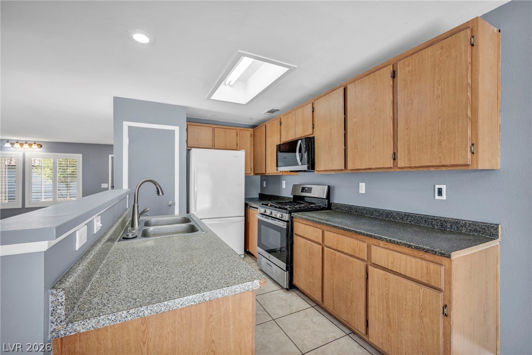 5326 Sun Meadow Court Property Photo 6