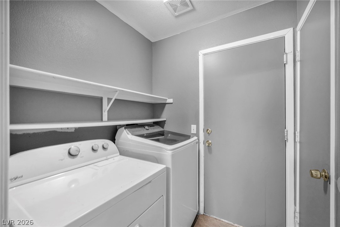 5326 Sun Meadow Court Property Photo 19