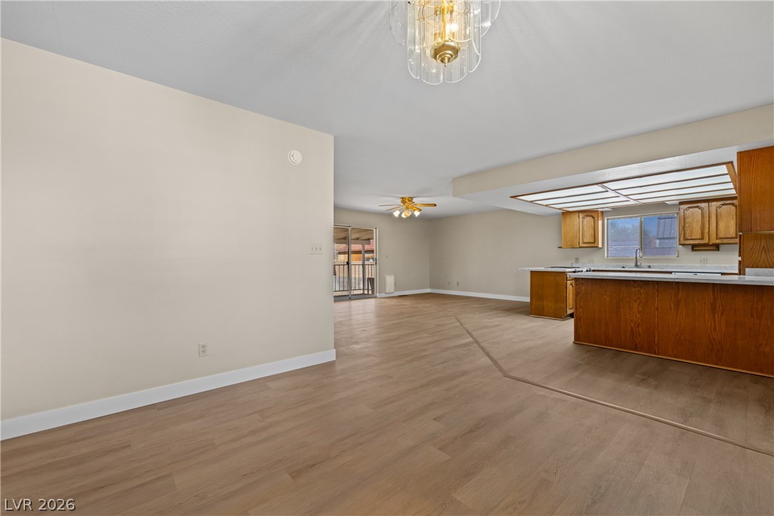 1225 West Cottonwood Avenue Property Photo 6