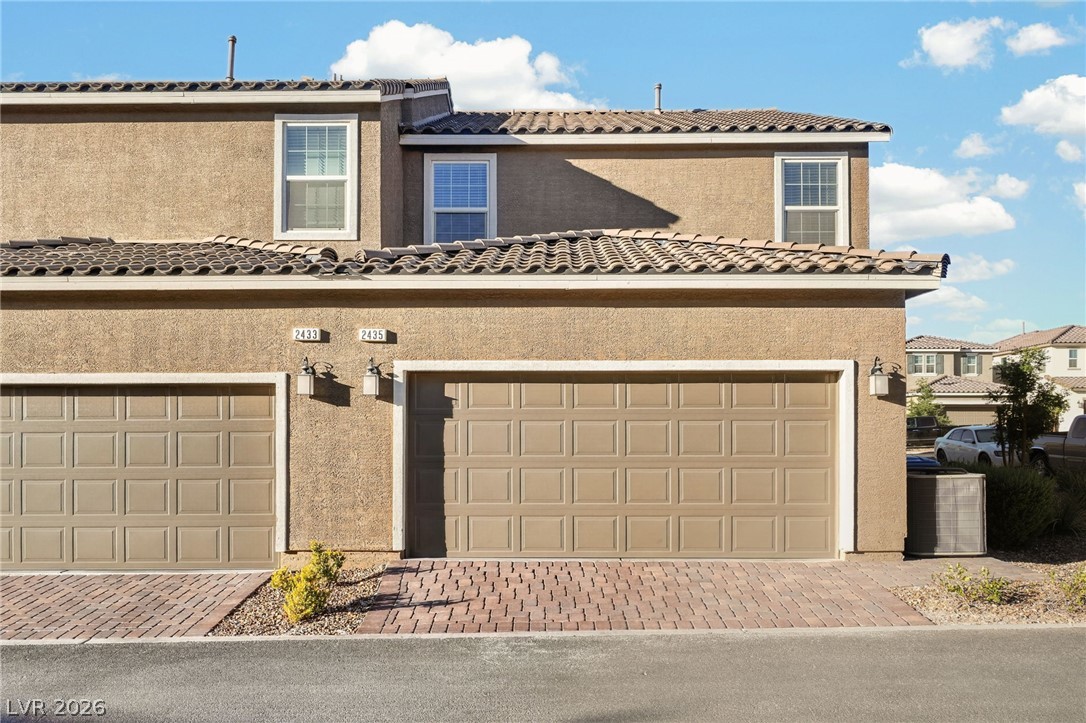 2435 Bellinzona Place Property Photo 35