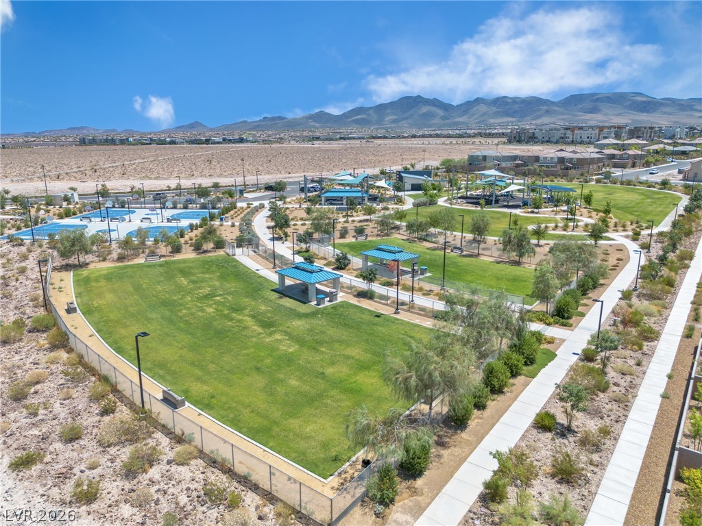 2435 Bellinzona Place Property Photo 41