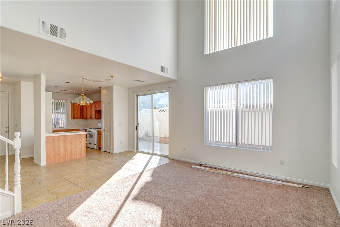 6180 Bridgeport Hills Avenue Property Photo 4