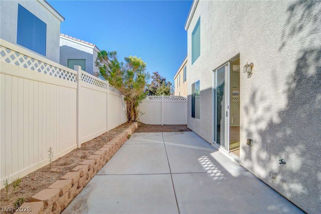 6180 Bridgeport Hills Avenue Property Photo 15