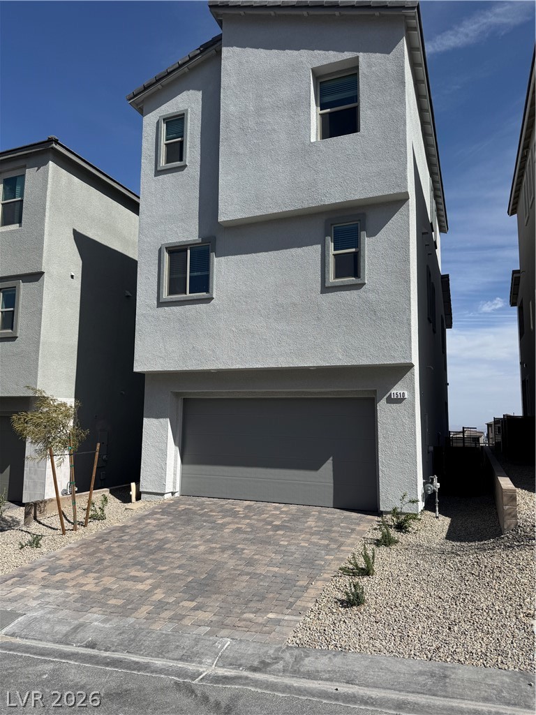 1510 Bat Hawk Street Property Photo 3