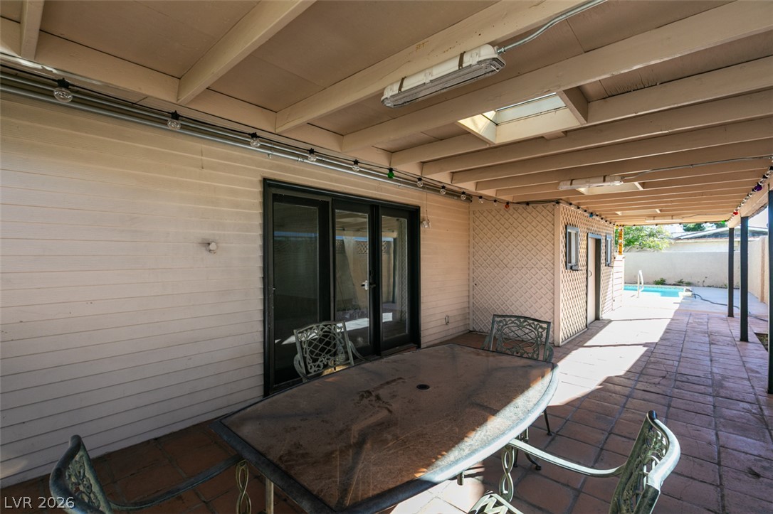 2211 Frontier Ave Avenue Property Photo 25