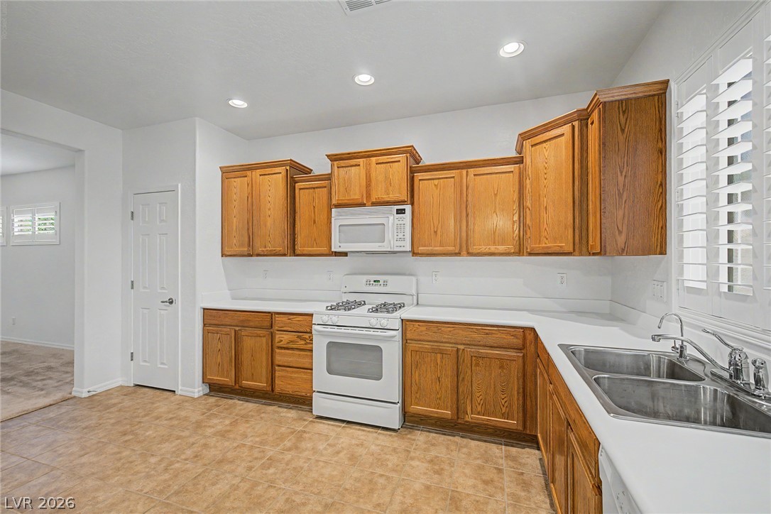 6051 Tersky Court Property Photo 9