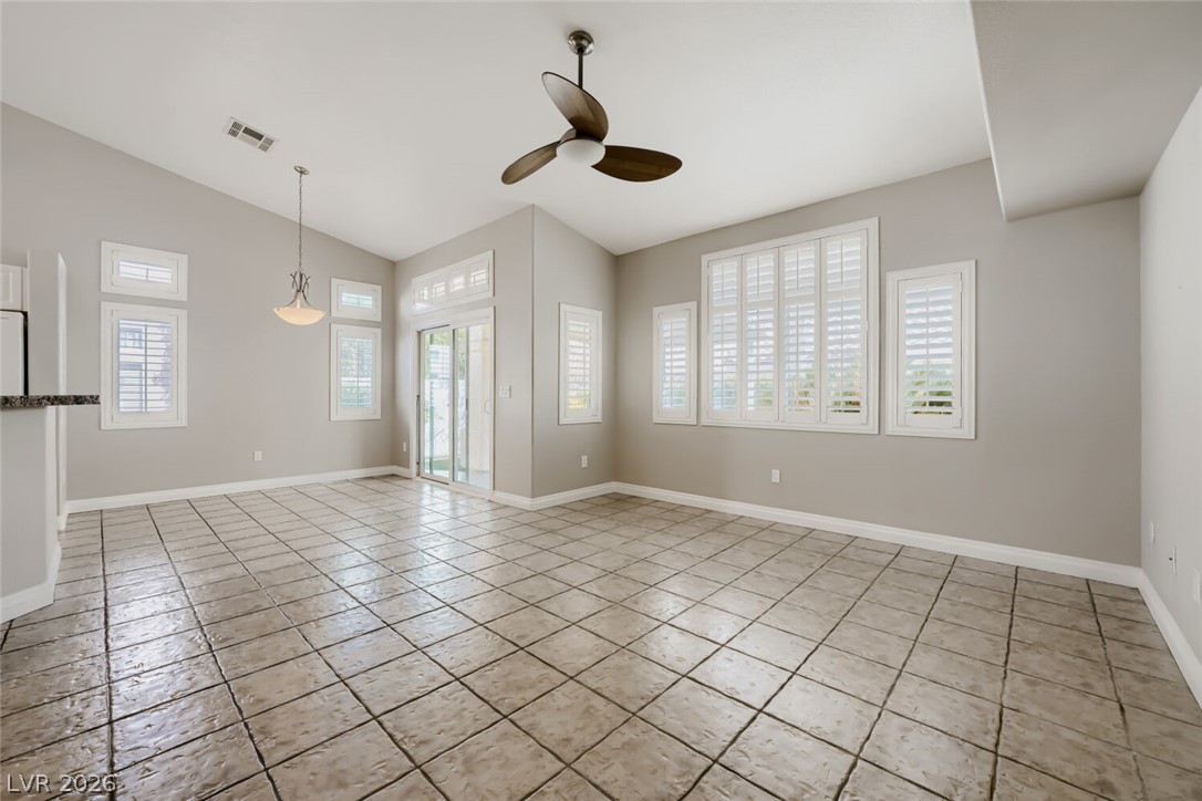 9641 Emeraude Avenue Property Photo 14
