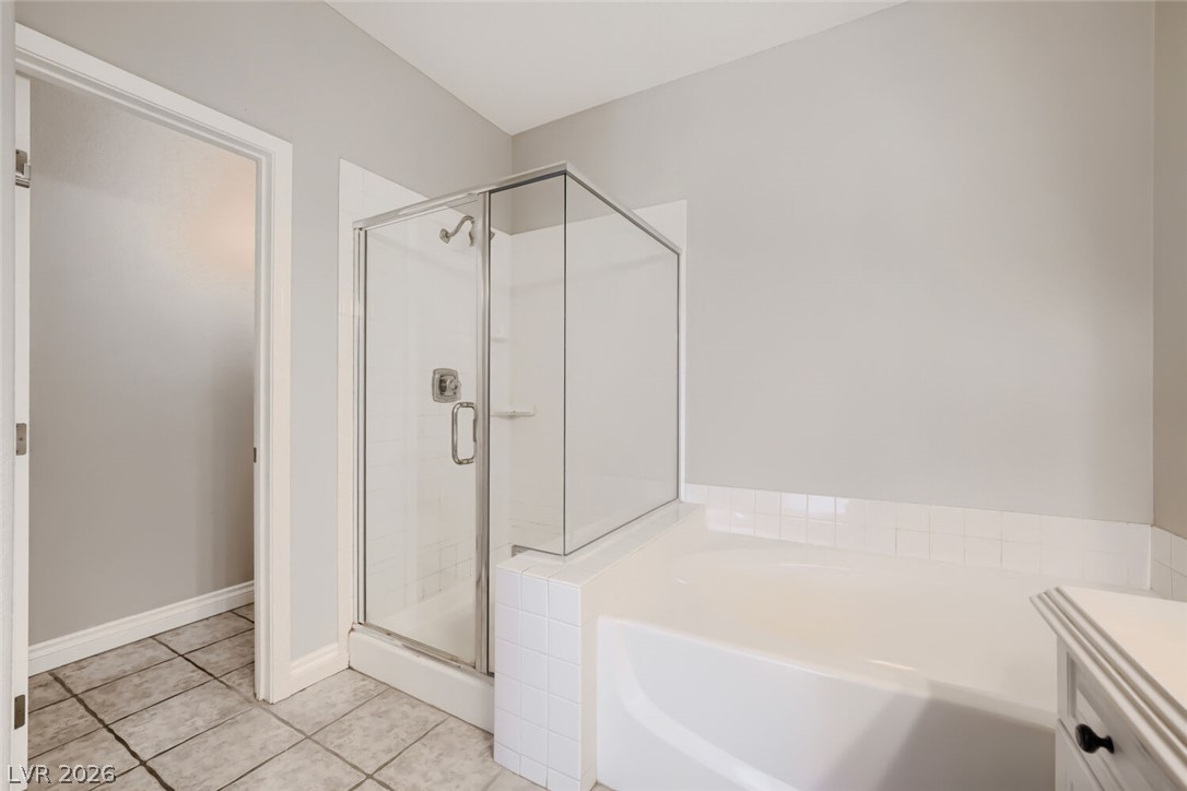9641 Emeraude Avenue Property Photo 18