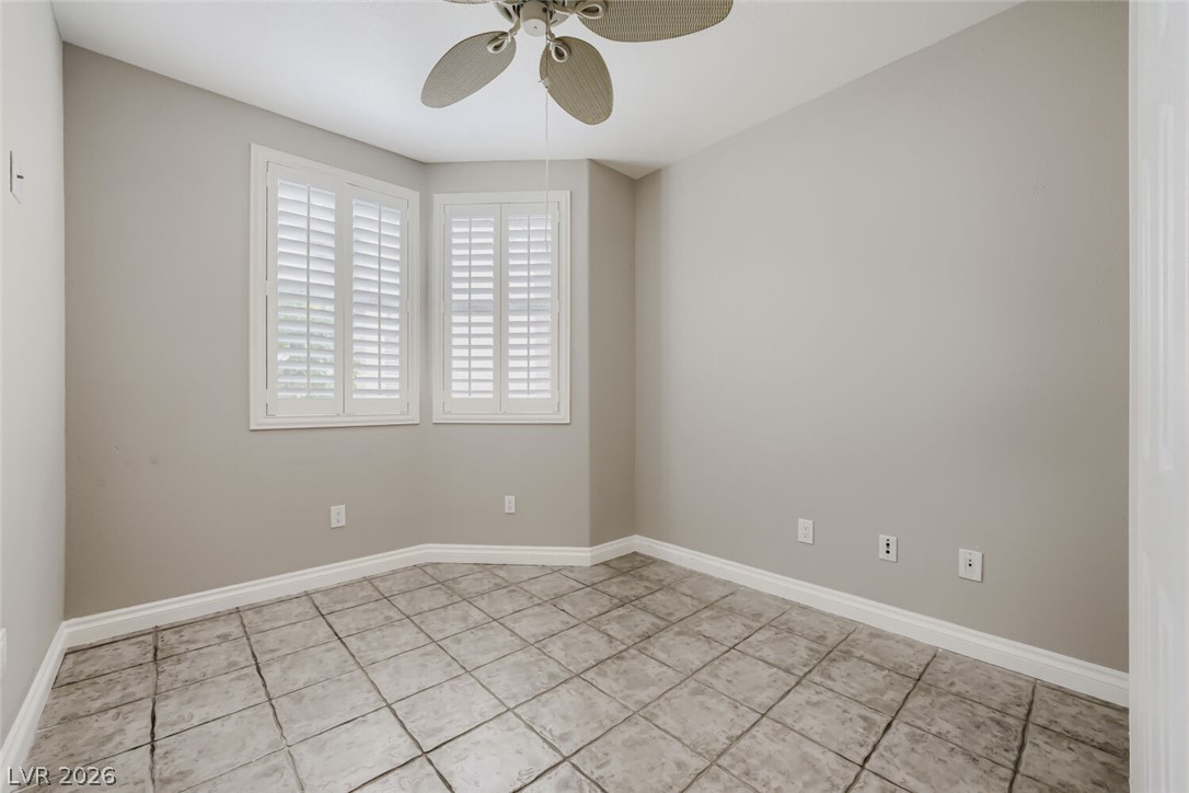 9641 Emeraude Avenue Property Photo 21
