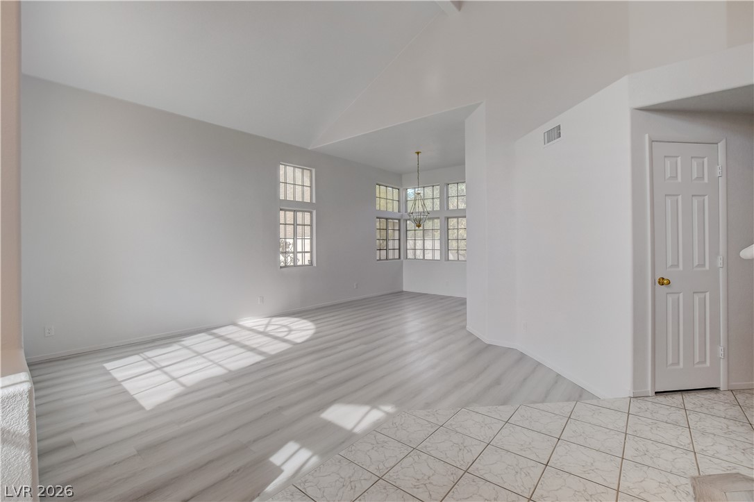 4966 High Creek Drive Property Photo 5