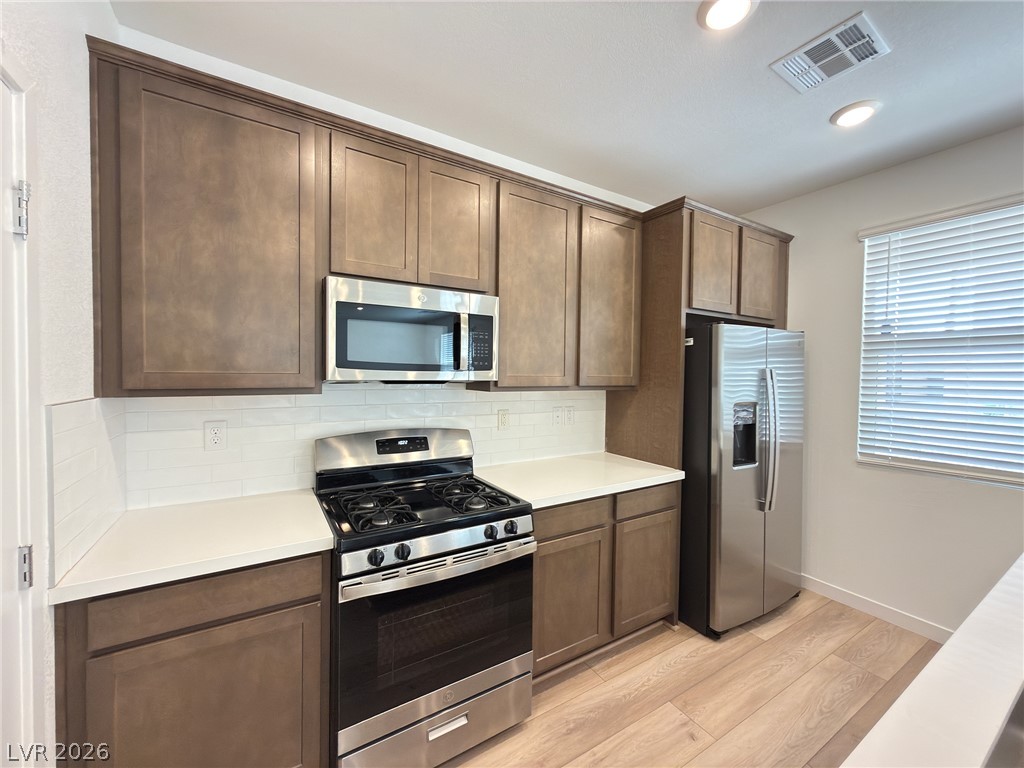 344 Vanda Court Property Photo 7