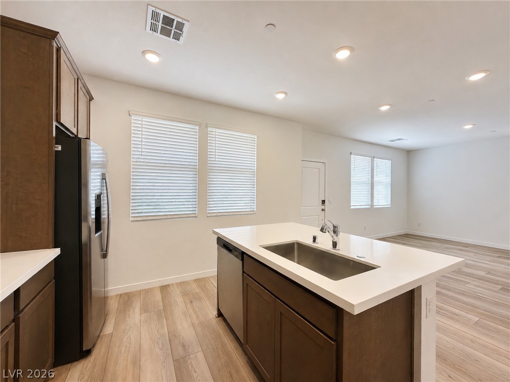 344 Vanda Court Property Photo 8