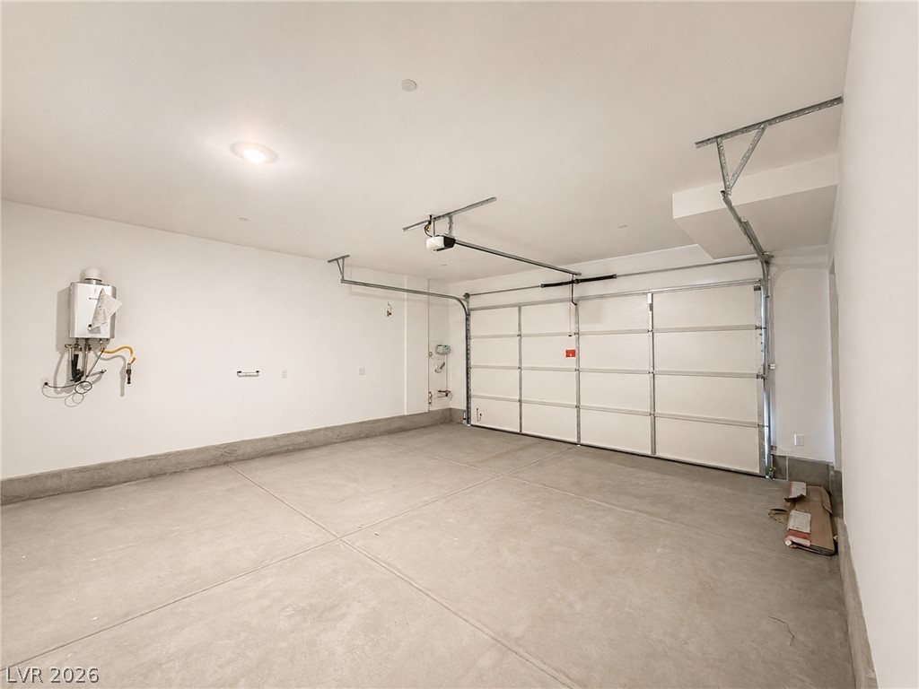 344 Vanda Court Property Photo 11