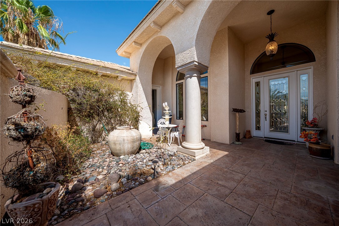 2201 Winery Road Property Photo 2