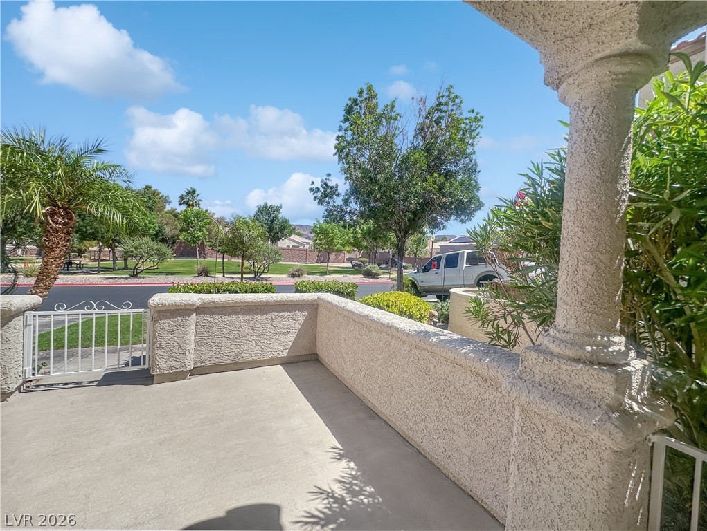 1506 Emerald Peak Avenue Property Photo 4