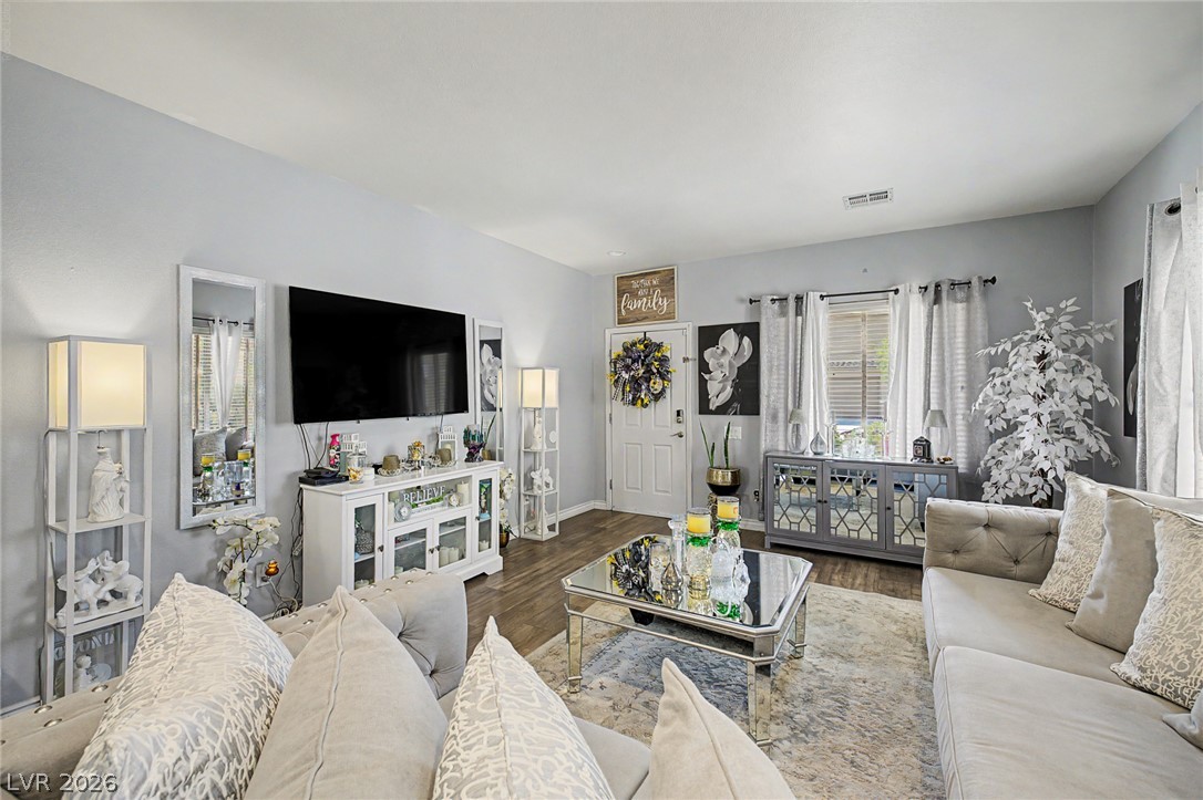 2924 Dowitcher Avenue Property Photo 11