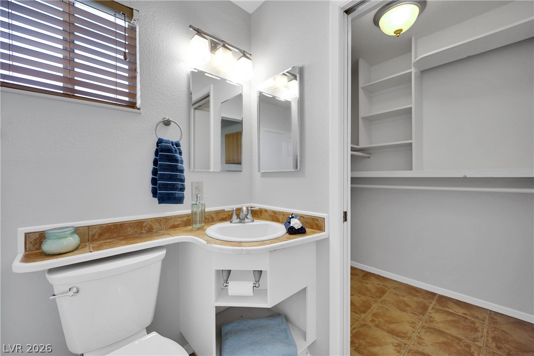 8283 Hidden Hills Drive Property Photo 26