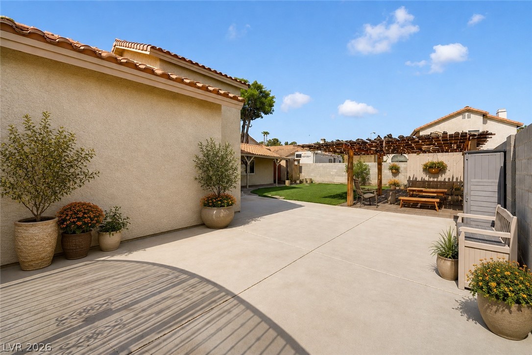 8283 Hidden Hills Drive Property Photo 48