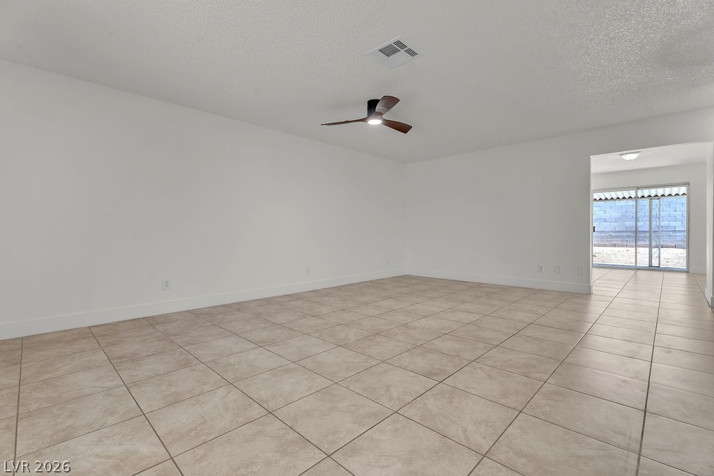 4340 Wendy Lane Property Photo 10
