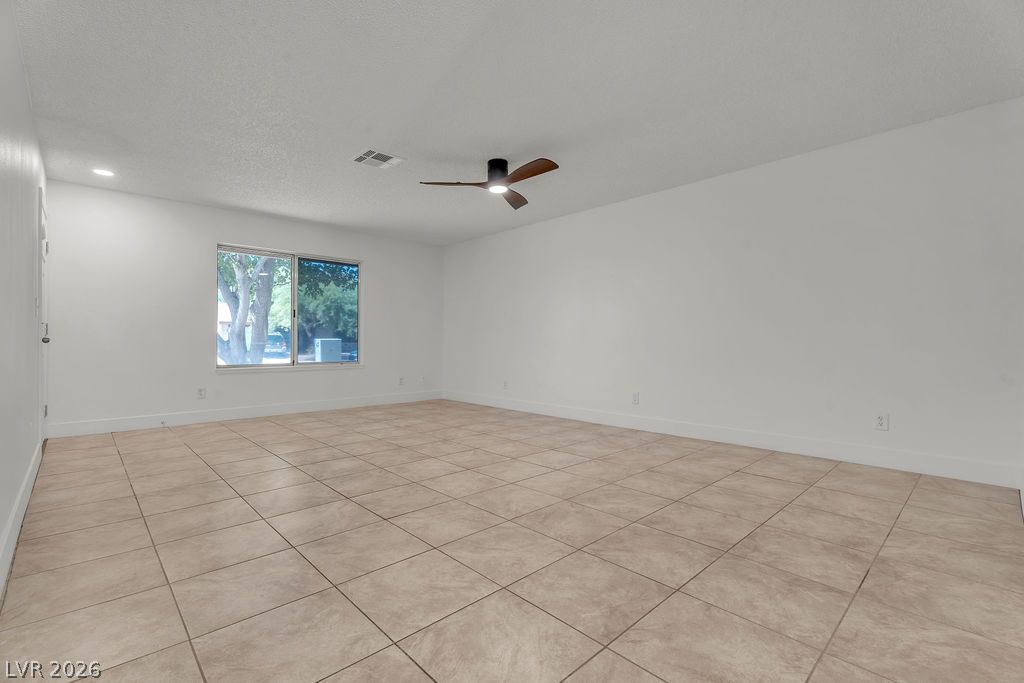 4340 Wendy Lane Property Photo 13
