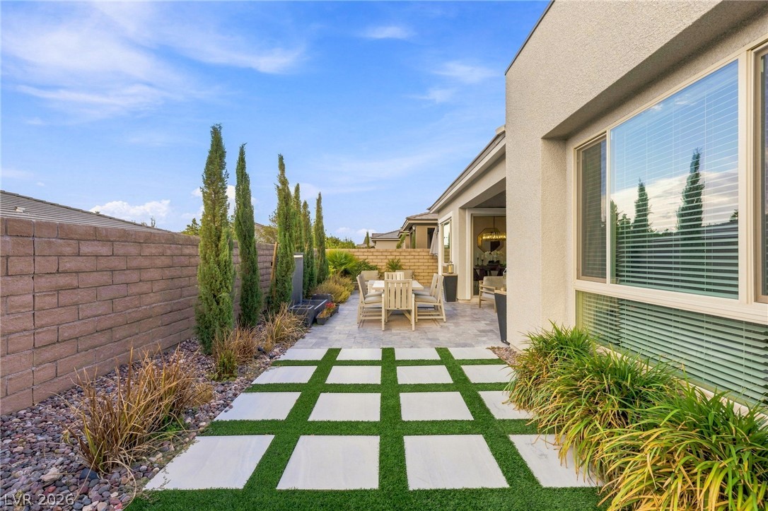 11088 Black Fire Opal Drive Property Photo 38