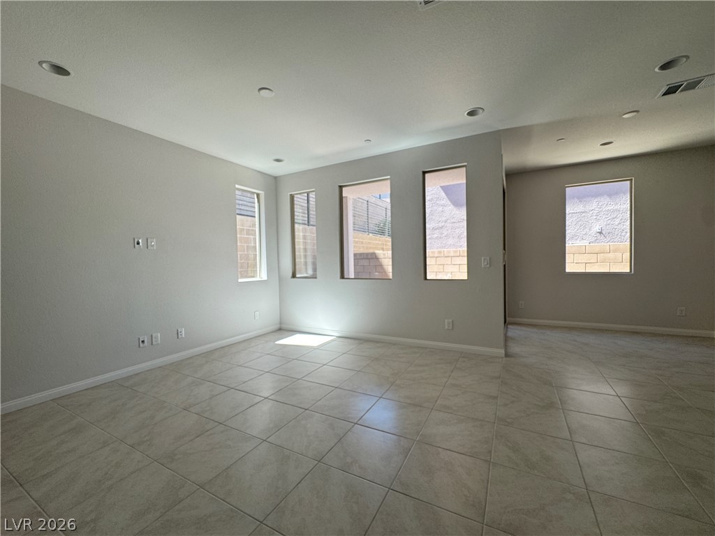 1823 Passerine Street Property Photo 7