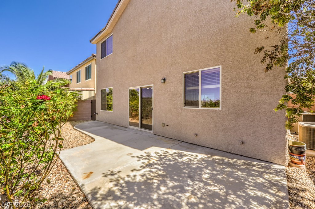 2356 Rue Bienville Way Property Photo 11