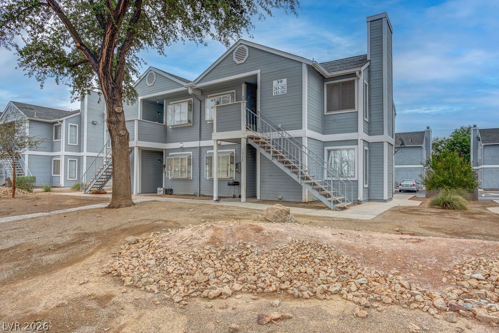 1926 Nebula Drive Property Photo 2