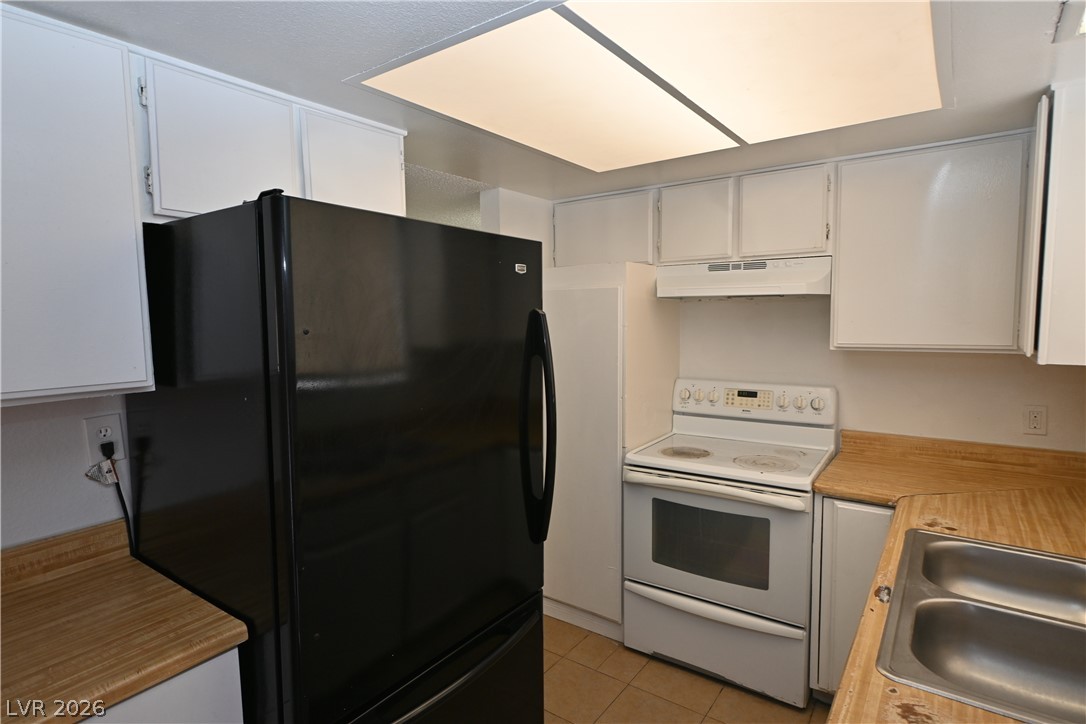 2301 Stewart Avenue A Property Photo 2