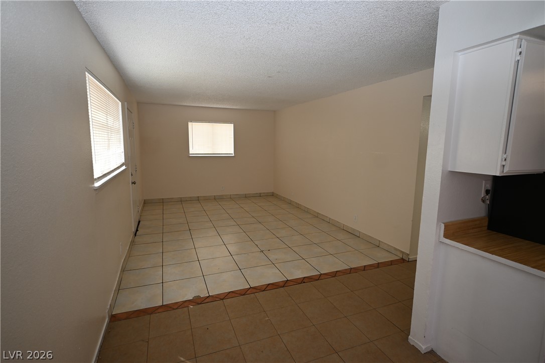 2301 Stewart Avenue A Property Photo 5