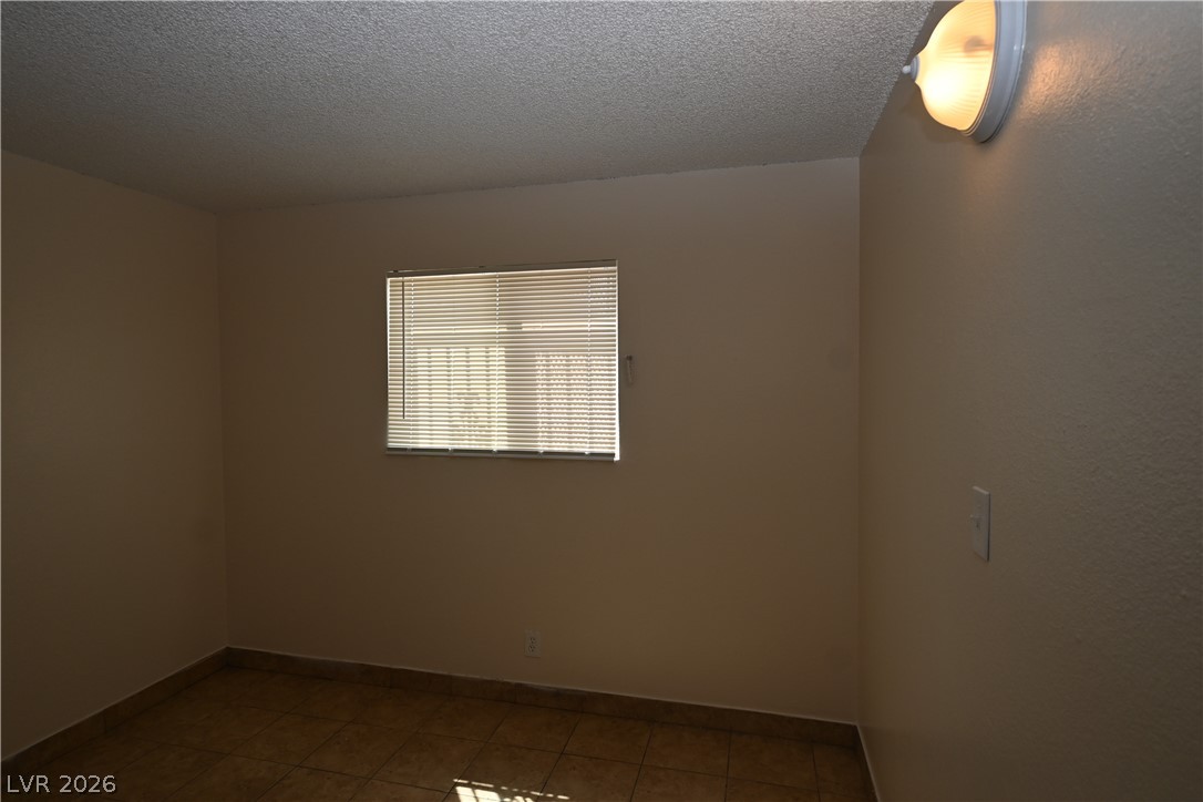 2301 Stewart Avenue A Property Photo 20