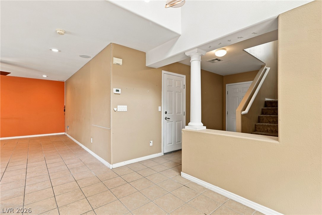 7223 Dicentra Road Property Photo 4
