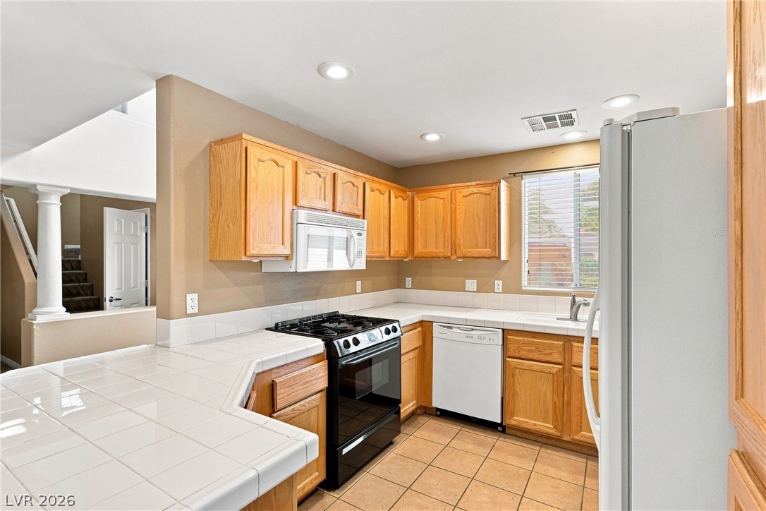7223 Dicentra Road Property Photo 7