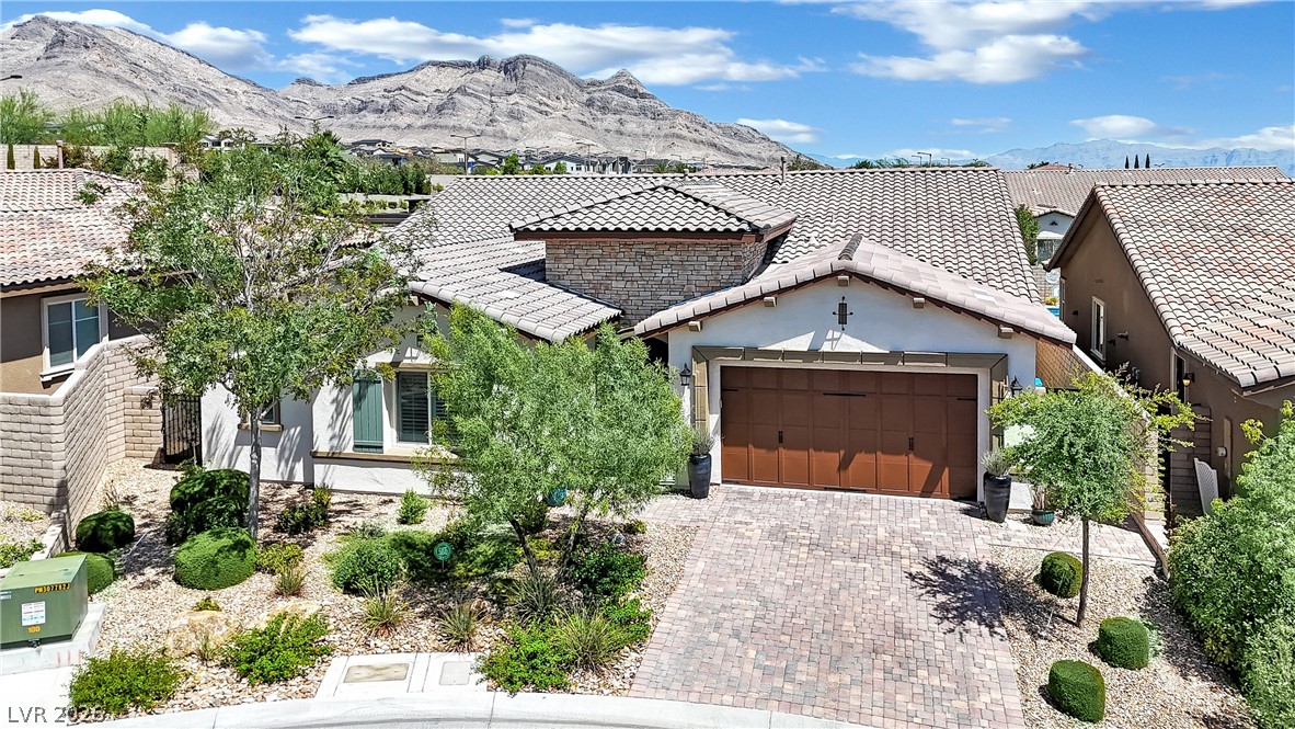 12230 Tempestad Avenue Property Photo 3