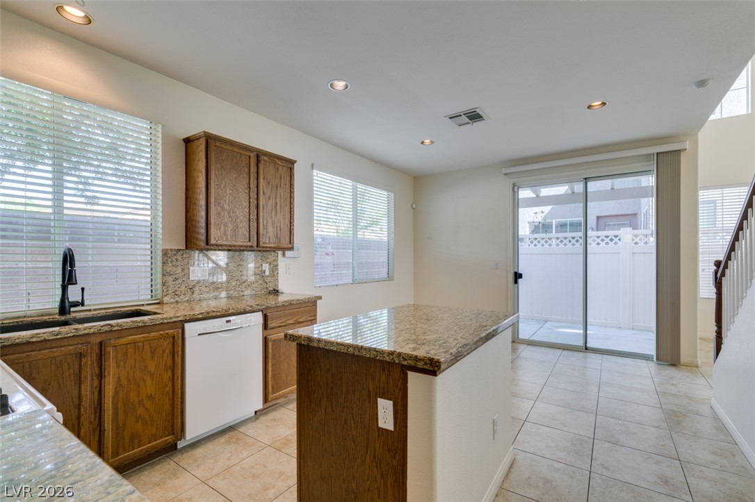 7921 Home Light Street Property Photo 6