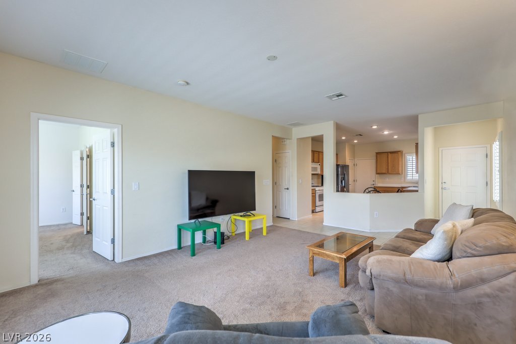 2921 Ivorybill Way Property Photo 14