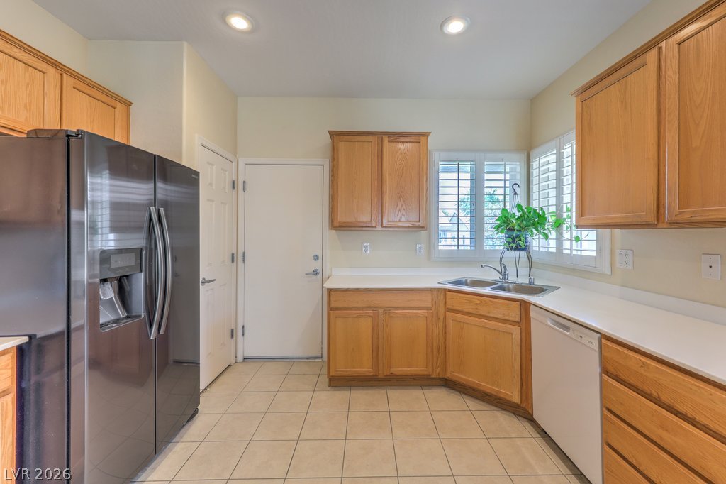 2921 Ivorybill Way Property Photo 17